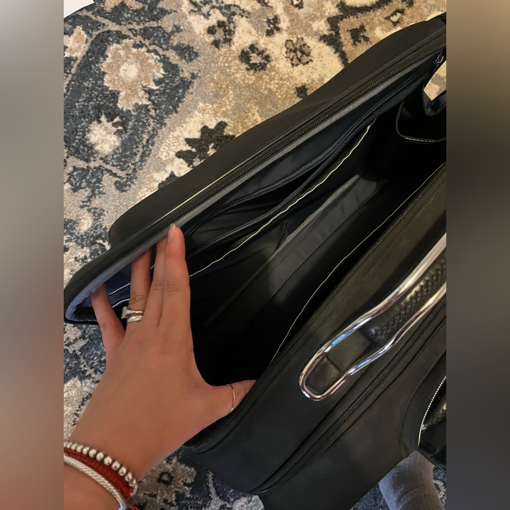 Tumi 'Arrive - LaGuardia' Wheeled Briefcase - Picture 8 of 9